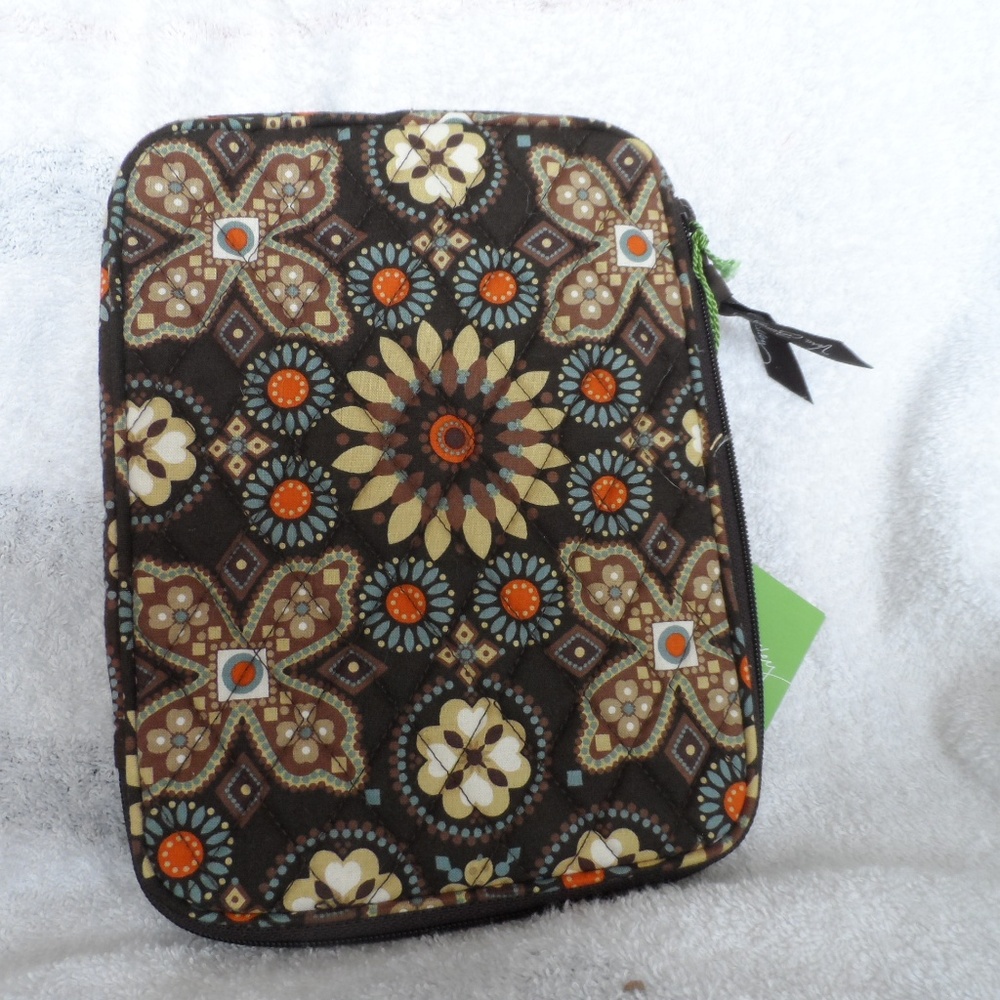 Vera Bradley e-reader case in Canyon